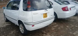 Toyota Raum 2000 White