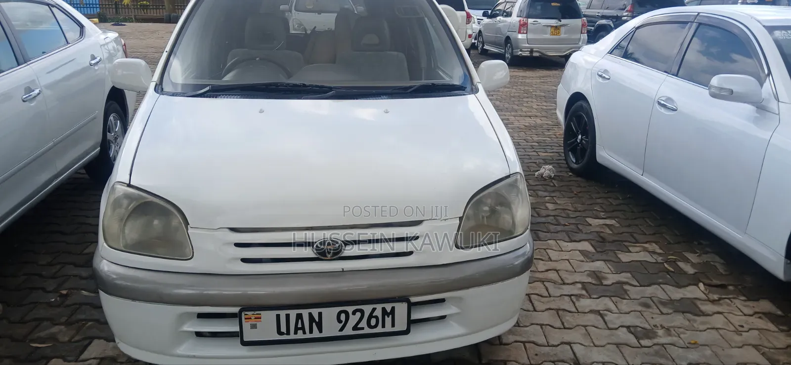 Toyota Raum 2000 White