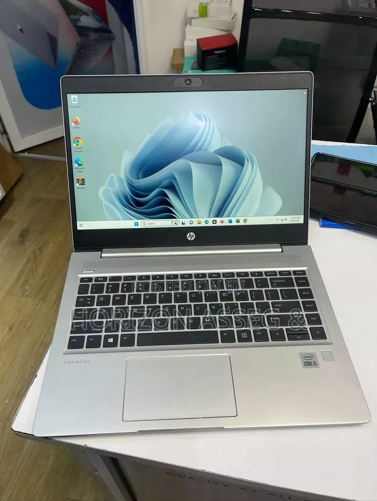 New Laptop HP ProBook 440 G7 8GB Intel Core i7 SSD 256GB