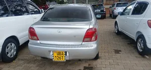 Toyota Platz 2003 Silver