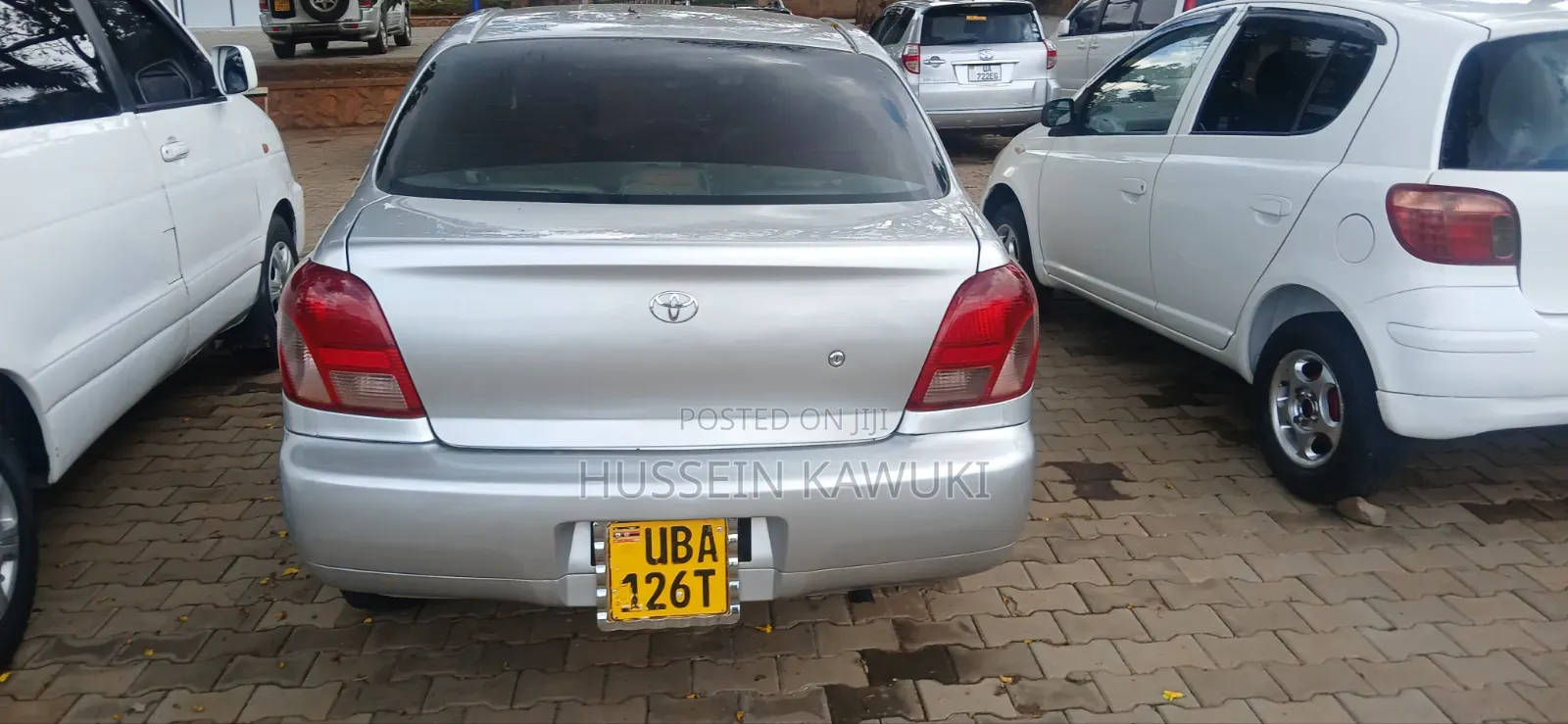 Toyota Platz 2003 Silver