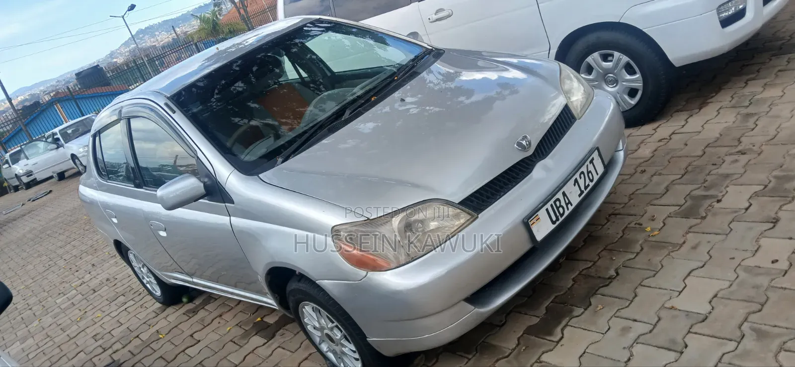 Toyota Platz 2003 Silver