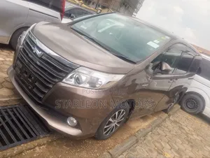 Toyota Noah 2014 Brown