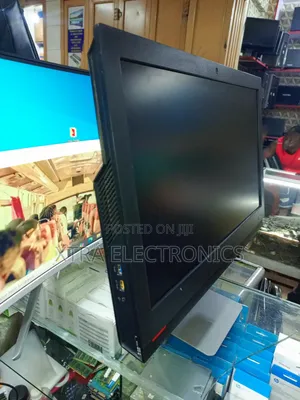 Desktop Computer Lenovo ThinkCentre M900 8GB Intel Core i5 SSD 128GB