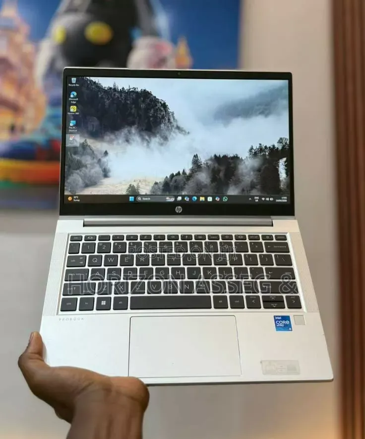 New Laptop HP ProBook 640 G8 8GB Intel Core i7 SSD 256GB