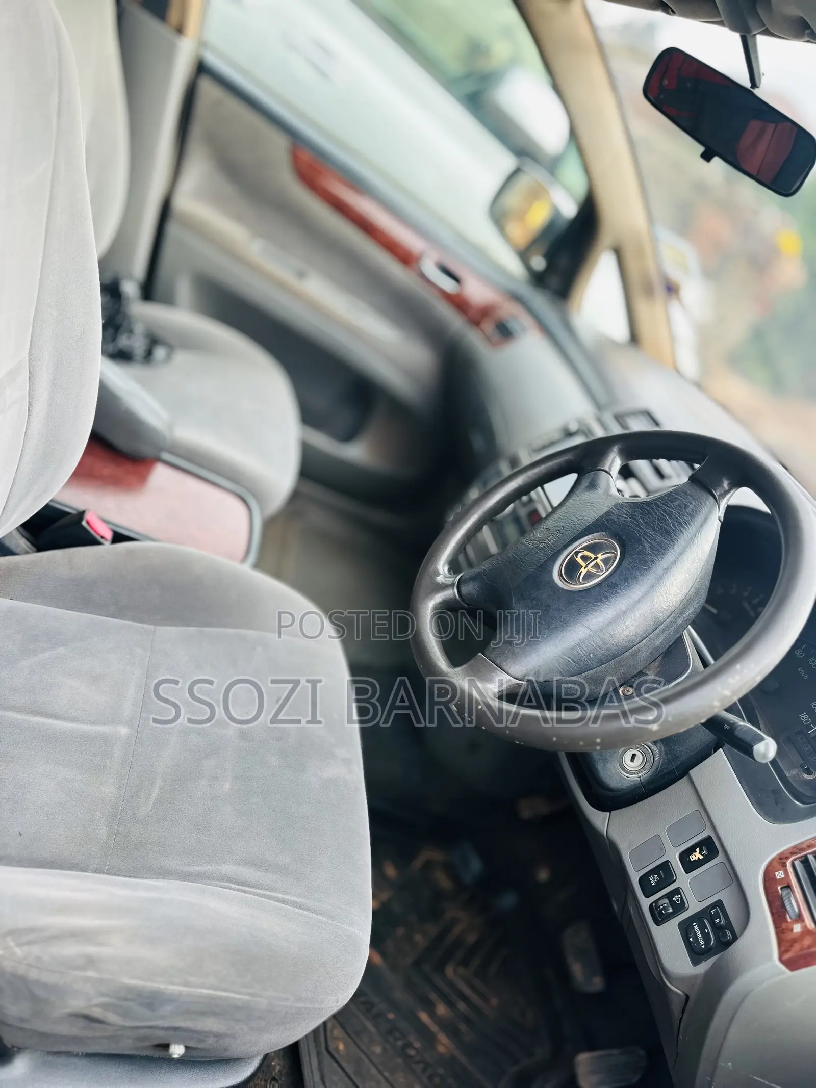 Toyota Ipsum 240i Limited 4WD 2002 Black