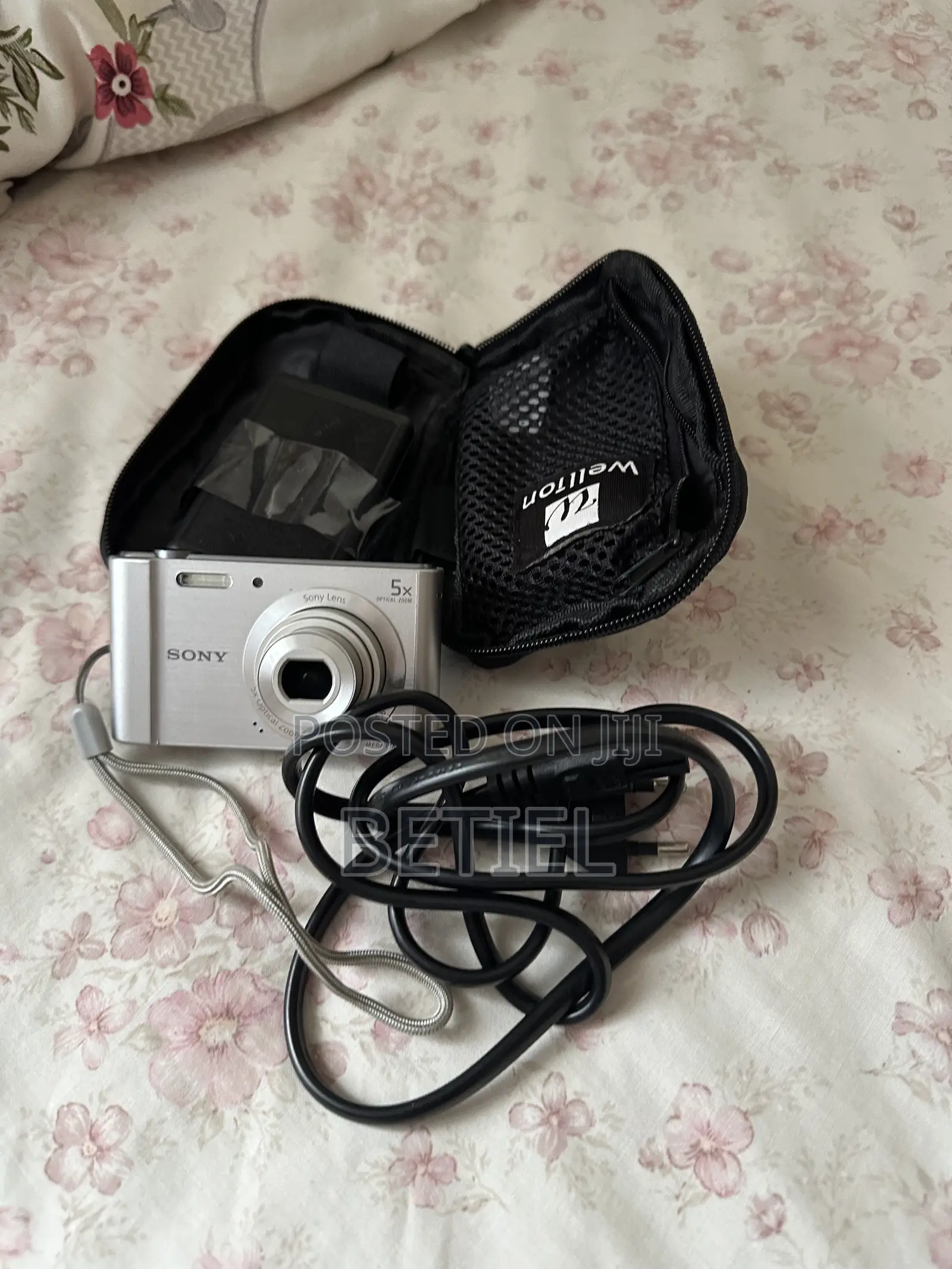 Digital Camera