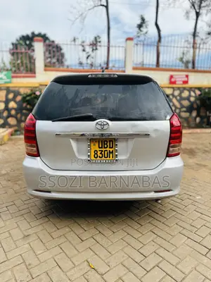 Toyota Wish 2005 Silver