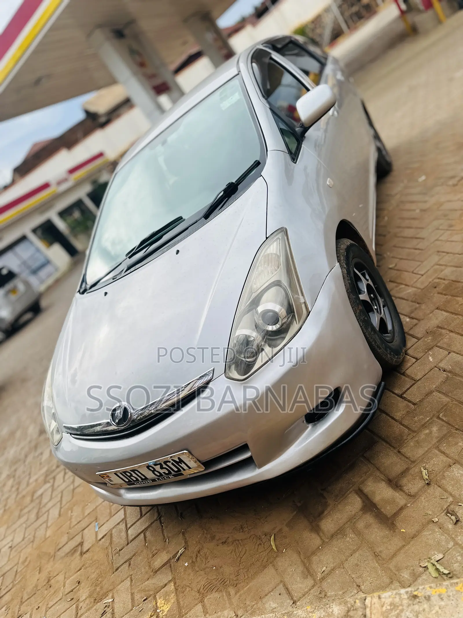 Toyota Wish 2005 Silver
