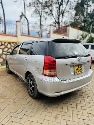 Toyota Wish 2005 Silver