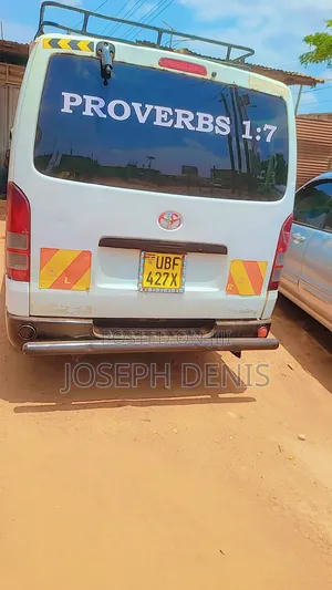 Toyota HiAce 2008 White