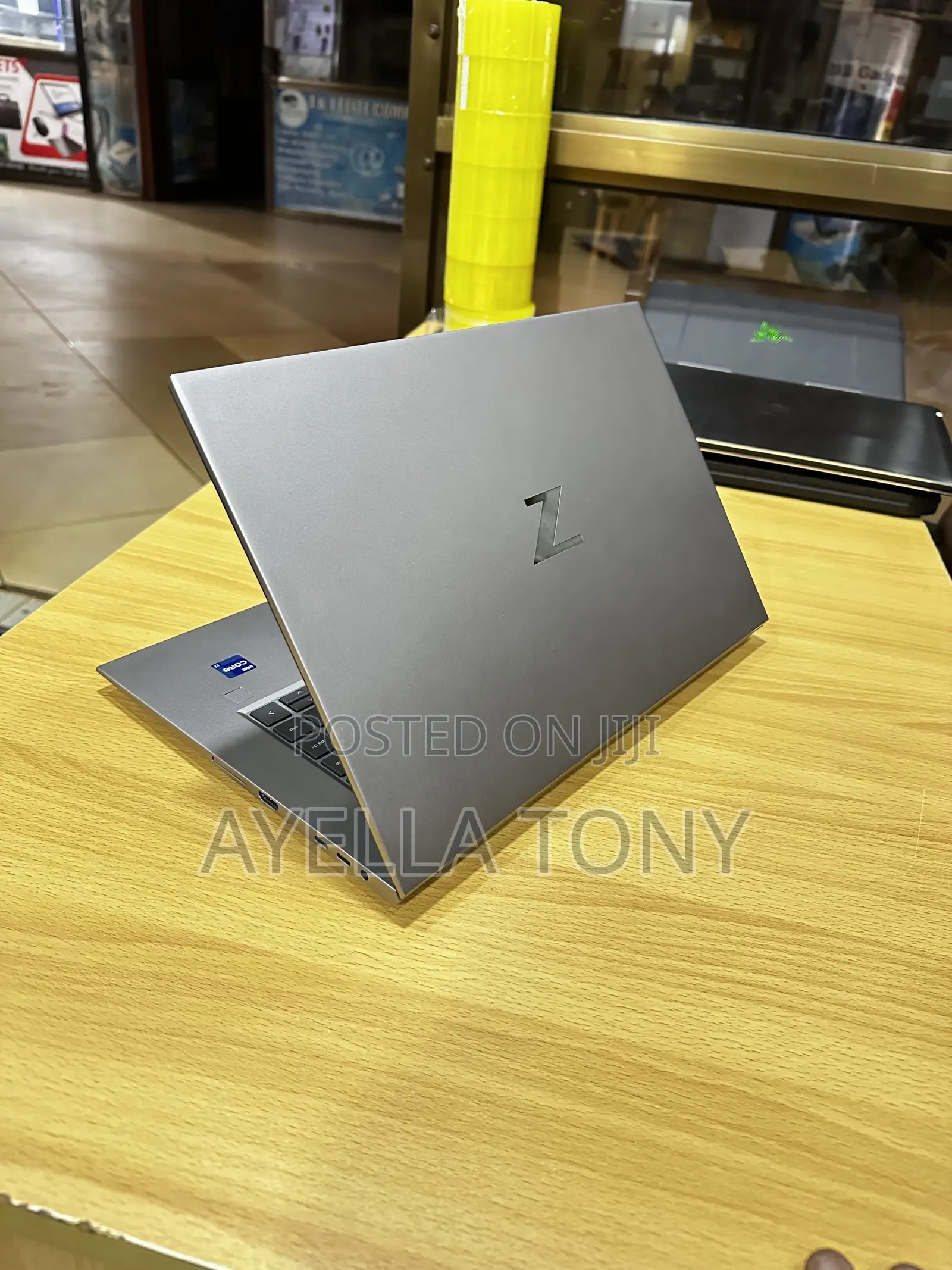 New Laptop HP ZBook Studio G8 32GB Intel Core i7 SSD 512GB