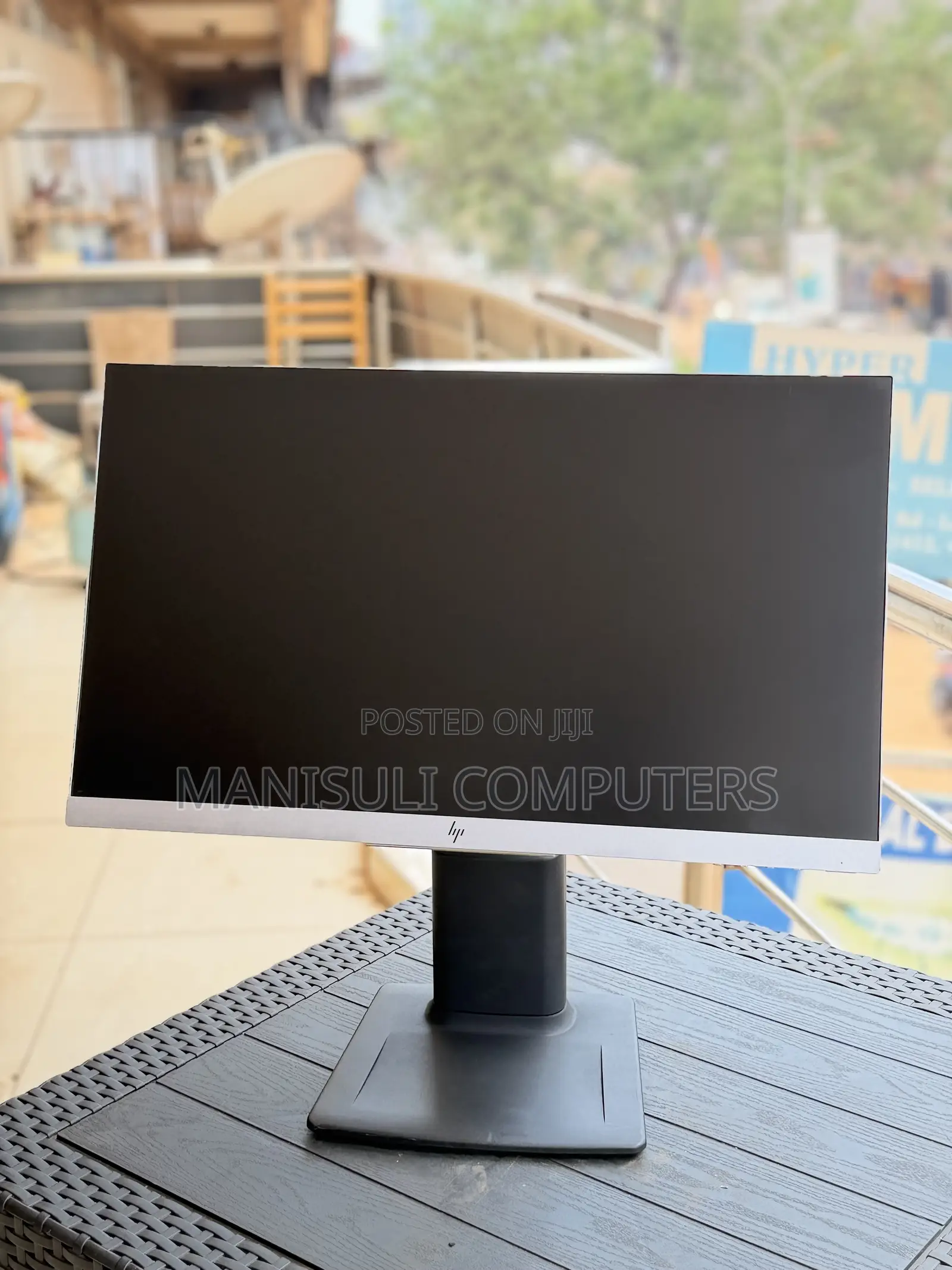 Ultra IPs Monitor 22 Inch Screen
