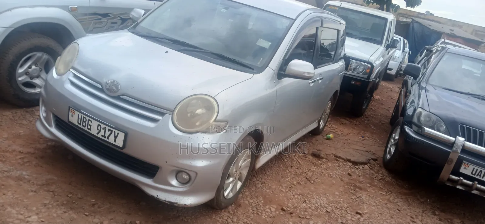 Toyota Sienta 2008 Silver