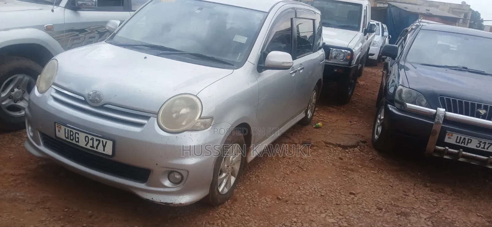 Toyota Sienta 2008 Silver