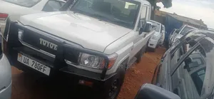 Toyota Land Cruiser 2016 White
