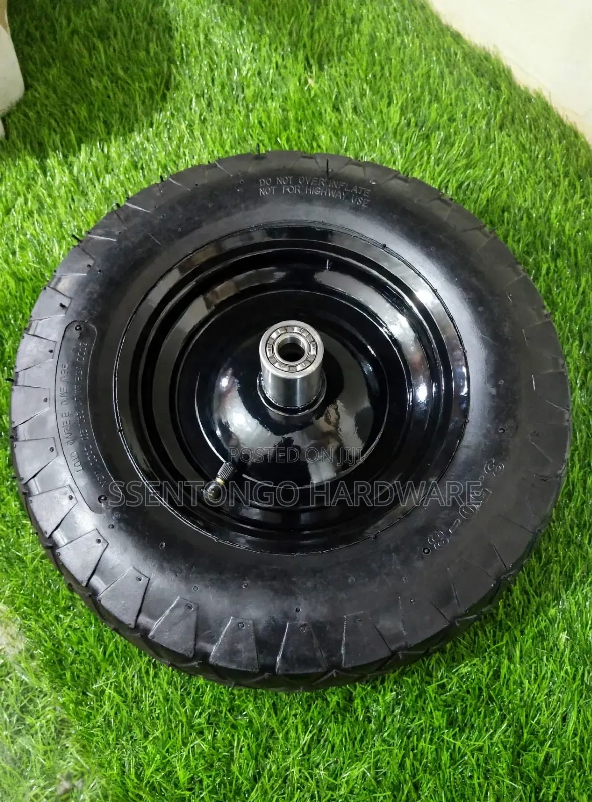 Wheelbarrow Treys Good Quality/ All Types