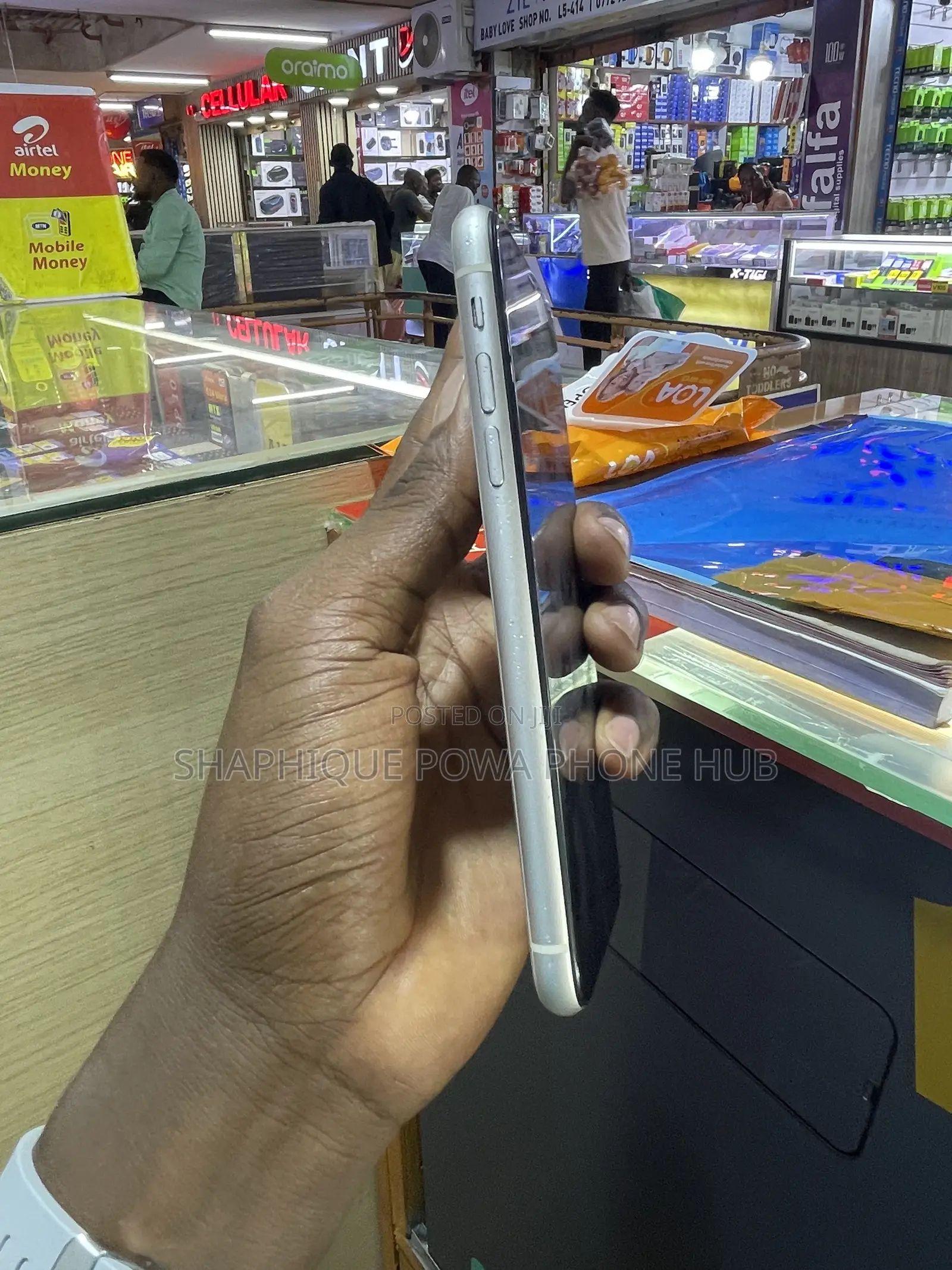 Apple iPhone 11 64 GB White