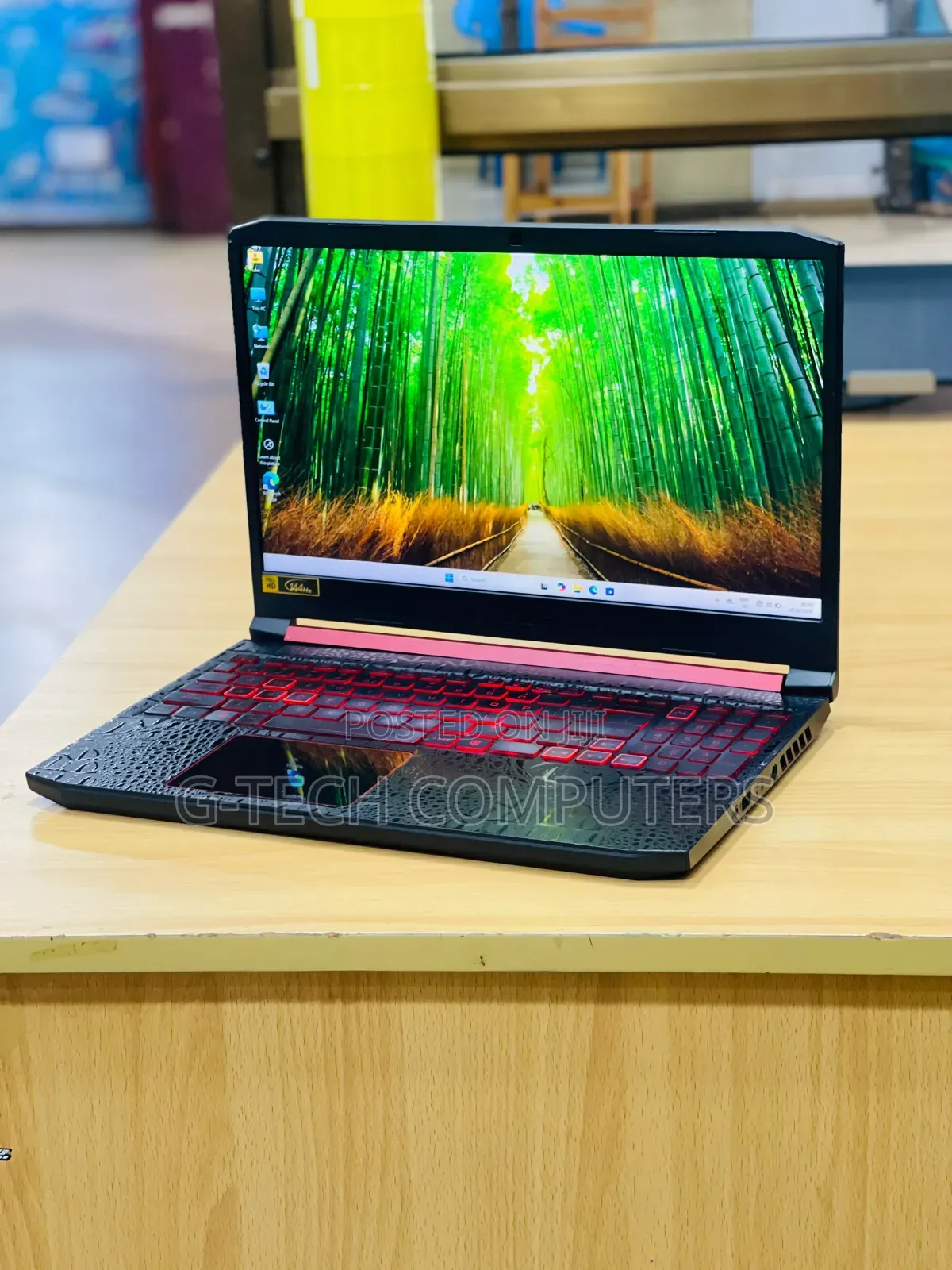 New Laptop Acer Nitro V 15 16GB Intel Core i7 SSD 512GB