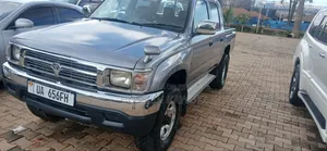 Toyota Hilux 2.5 Cab 2005 Gray