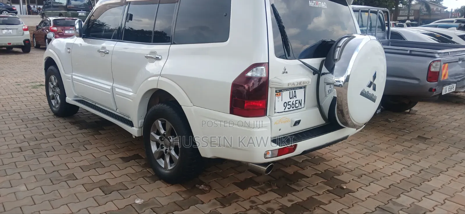 Mitsubishi Pajero 2000 White