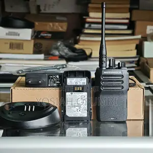 Motorola Mototrbo R2 Uhf Two Way Radio