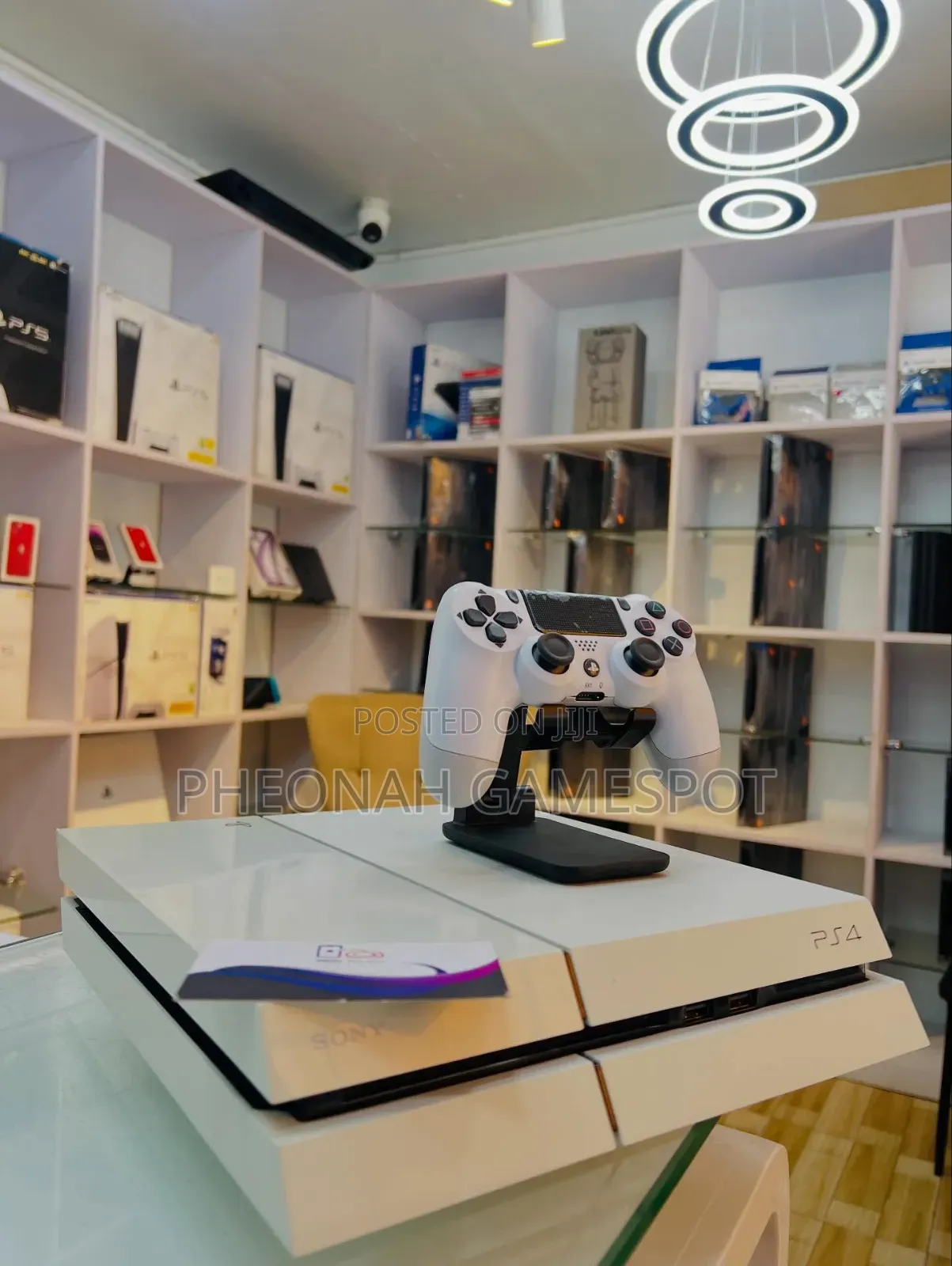 PS4 Fat 13 Games, 2 Controllers: Your Room Becomes Gaming Parliament