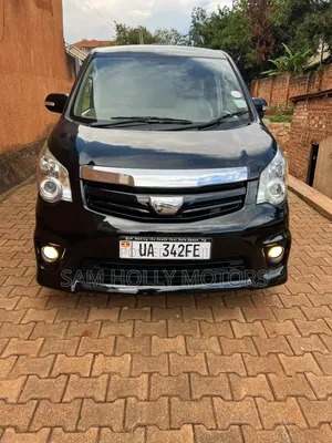 Toyota Noah 2012 Black