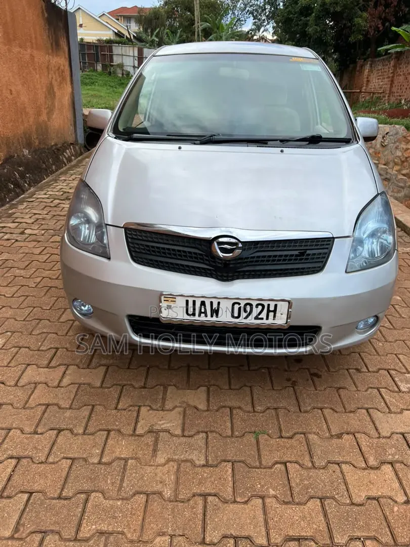 Toyota Corolla Spacio 2005 Silver