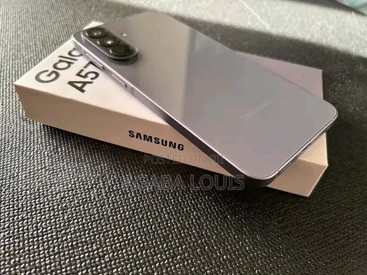 New Samsung Galaxy A57 256 GB Gray