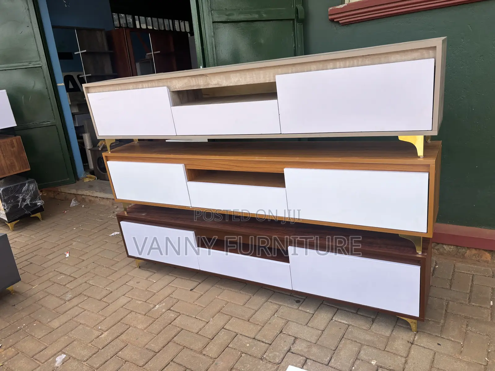 Modern TV Stand With Drawers/Television Stand