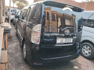 Toyota Voxy 2013 Black