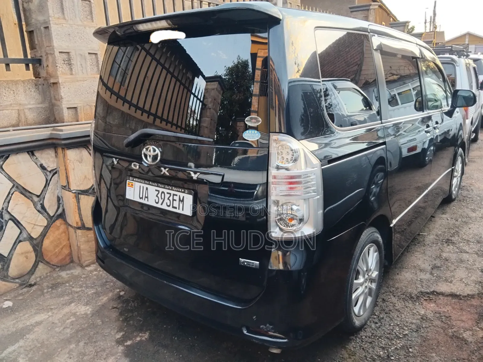 Toyota Voxy 2013 Black