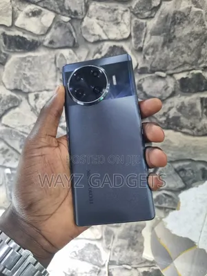 Tecno Spark 20 Pro Plus 256 GB Black