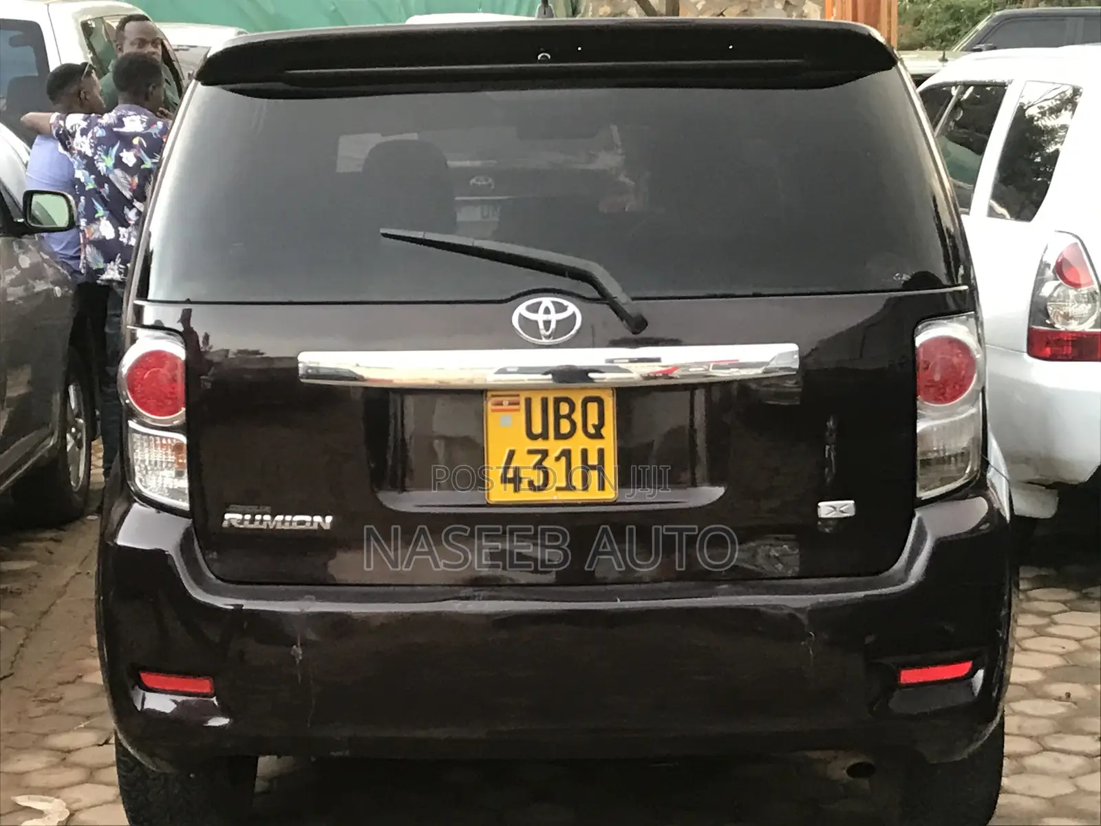 Toyota Rumion 1.5 FWD 2023 Maroon