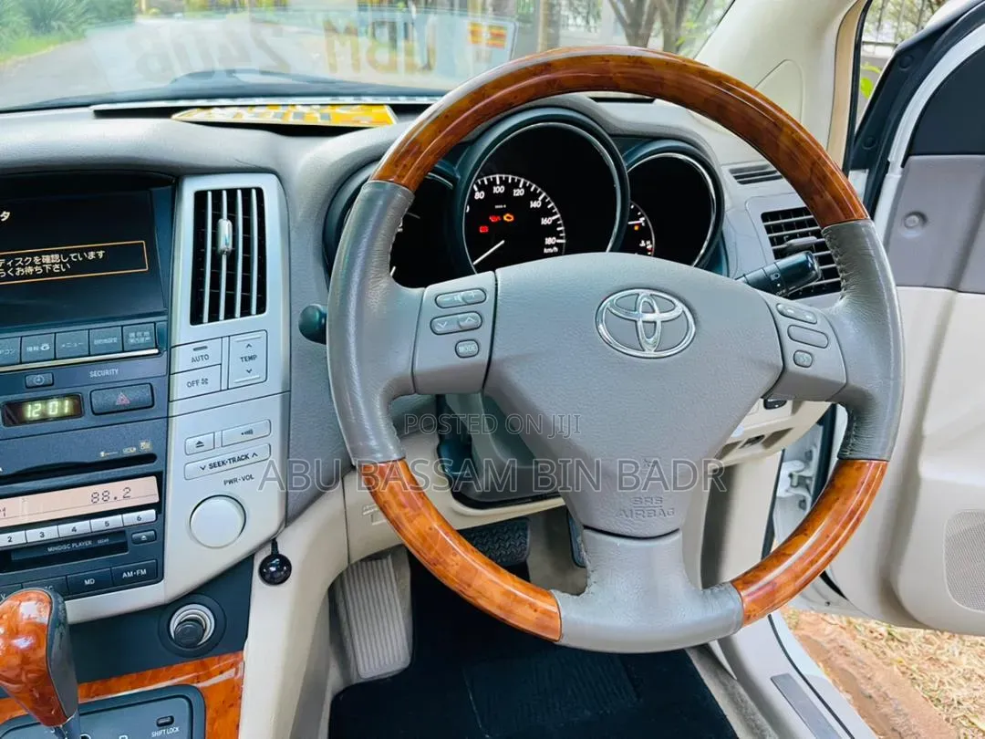 Toyota Harrier 2011 White