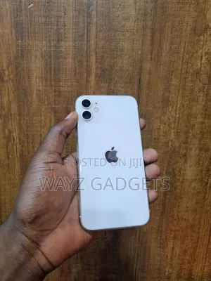 Apple iPhone 11 64 GB White