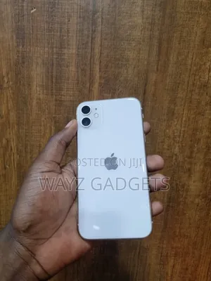 Apple iPhone 11 64 GB White