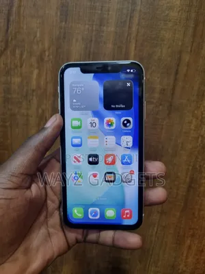 Apple iPhone 11 64 GB White
