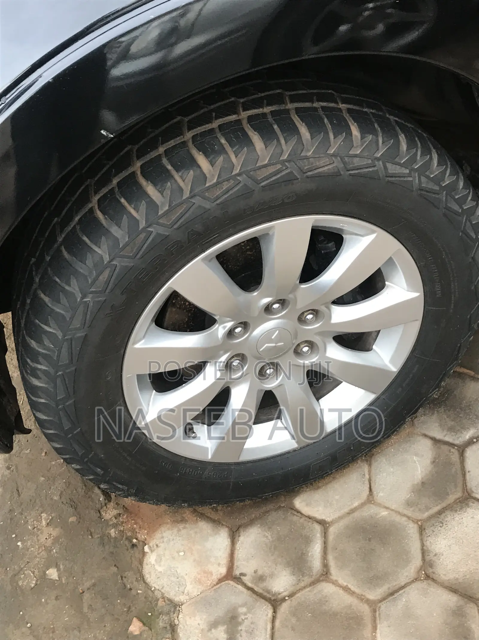 Mitsubishi Pajero 2010 Black