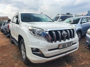 Toyota Land Cruiser Prado 2015 White