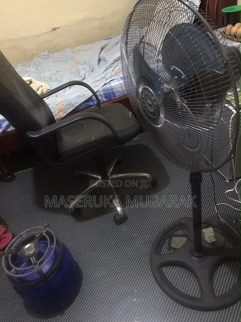Office Chair in Good Working Condition