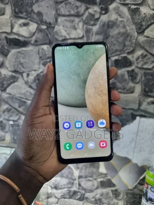 Samsung Galaxy A12 64 GB Black