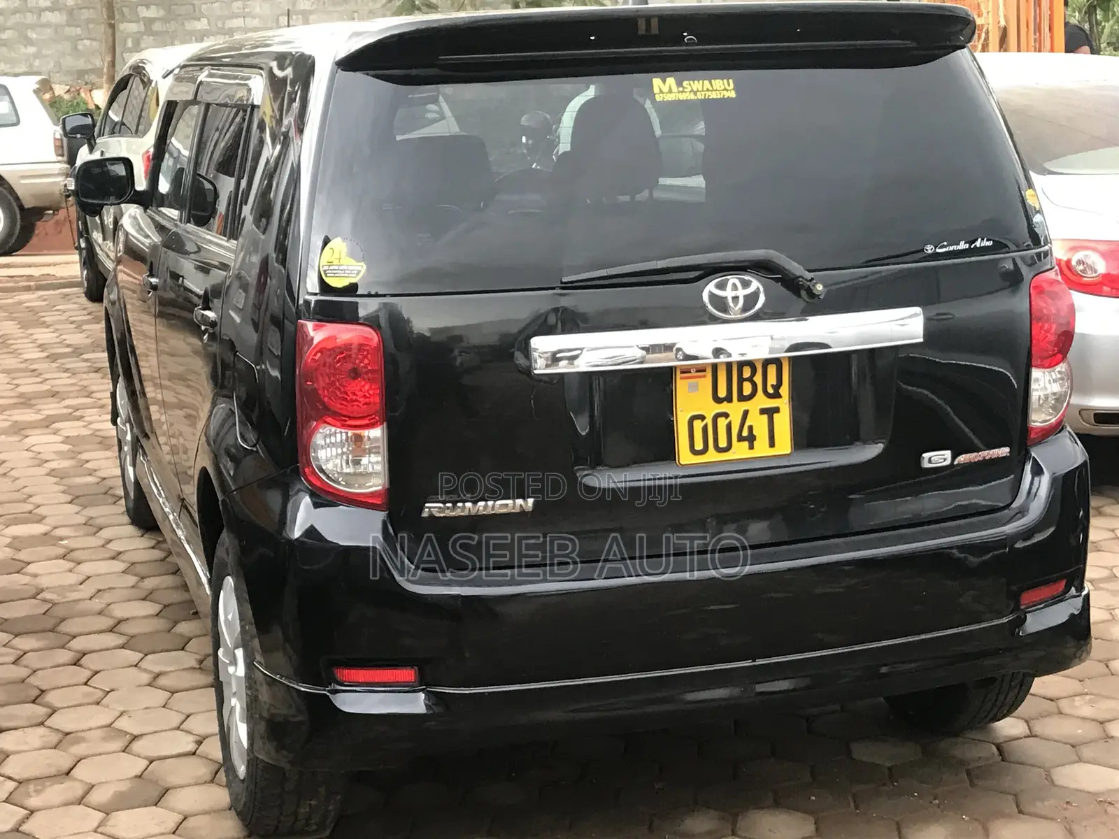 Toyota Corolla Rumion 2011 Black