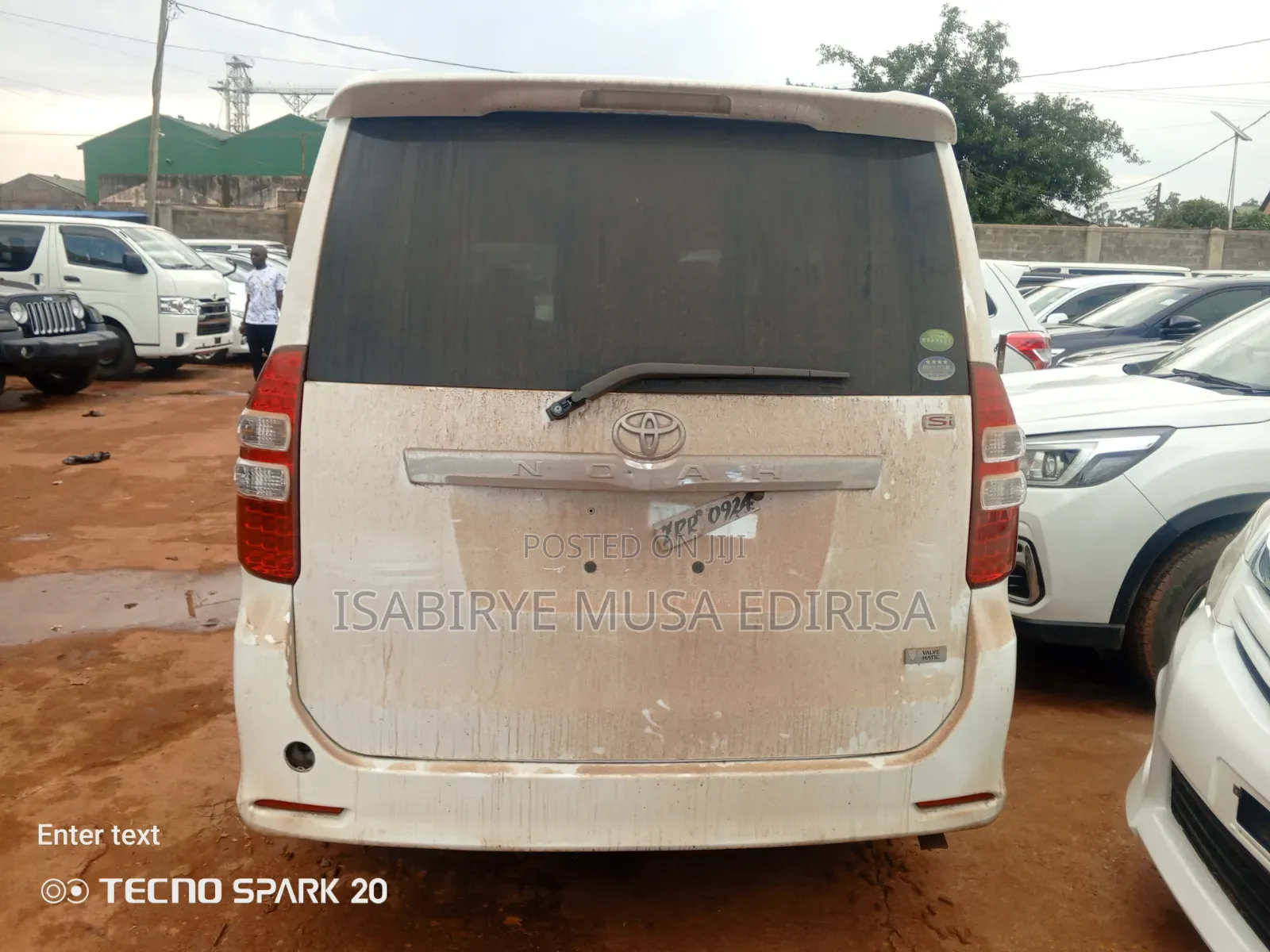 Toyota Noah 2013 White
