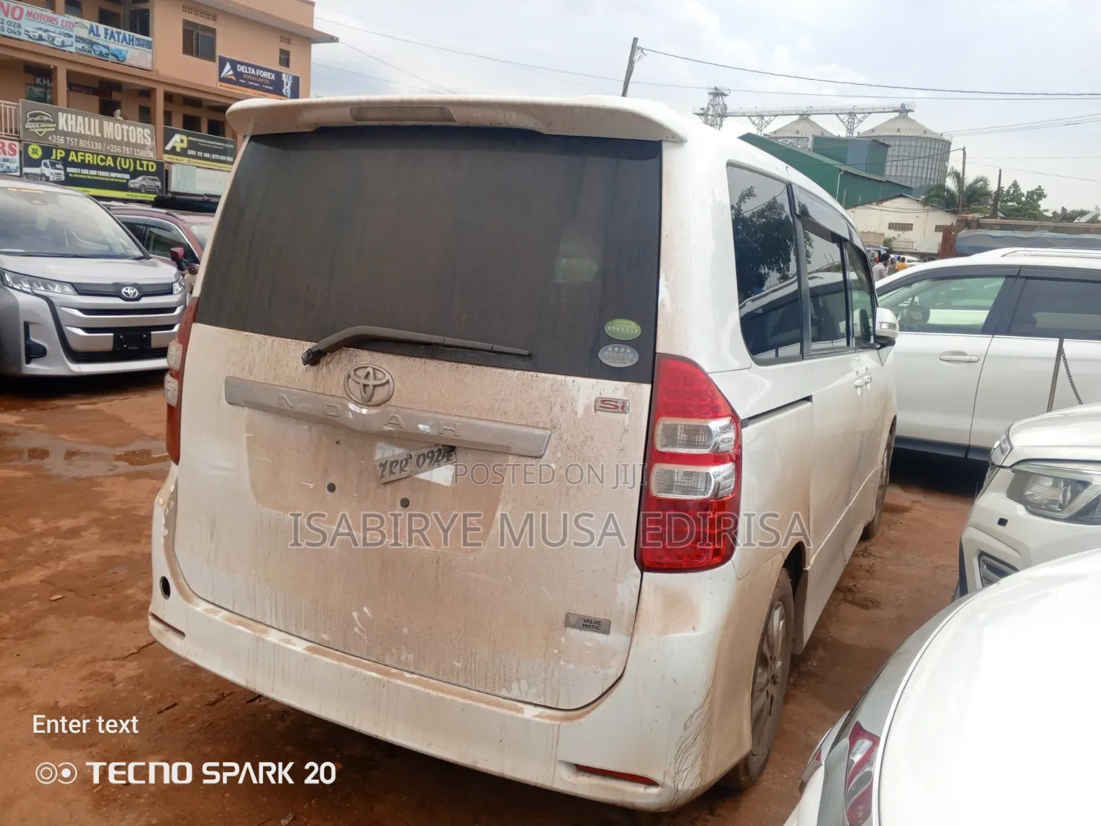 Toyota Noah 2013 White