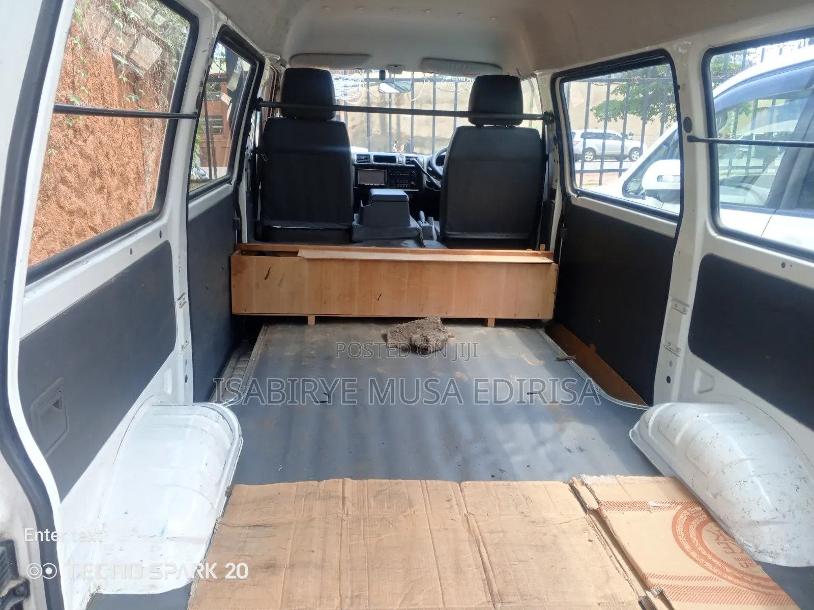 Nissan Vanette 2011 White