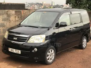 Toyota Noah 2006 Black