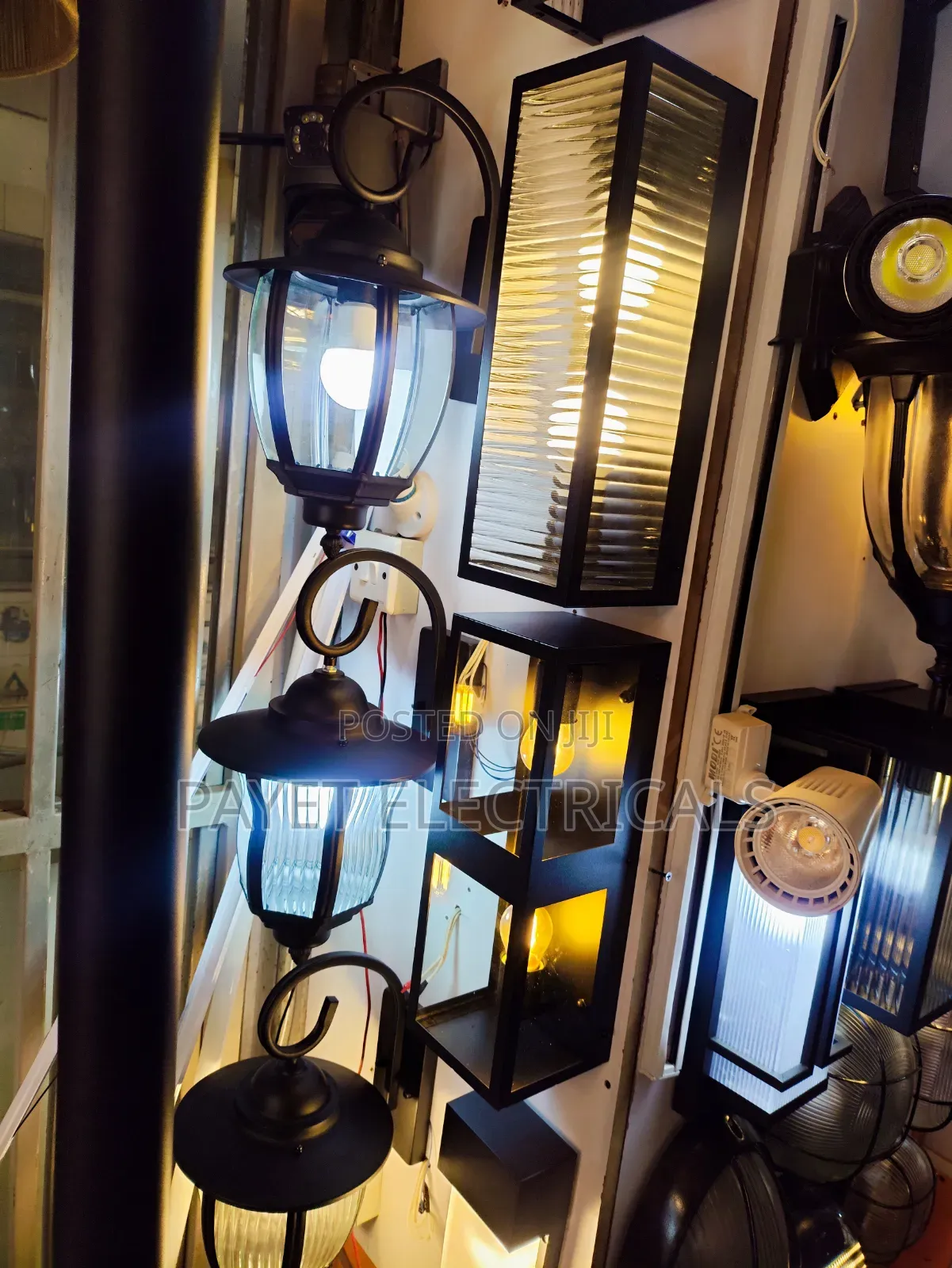 VIp Outdoor Security Wall Light