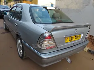 Mercedes-Benz C200 2000 Silver